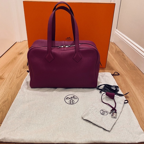 Hermes Victoria Ii Travel Handbag Clemence 43 Auction